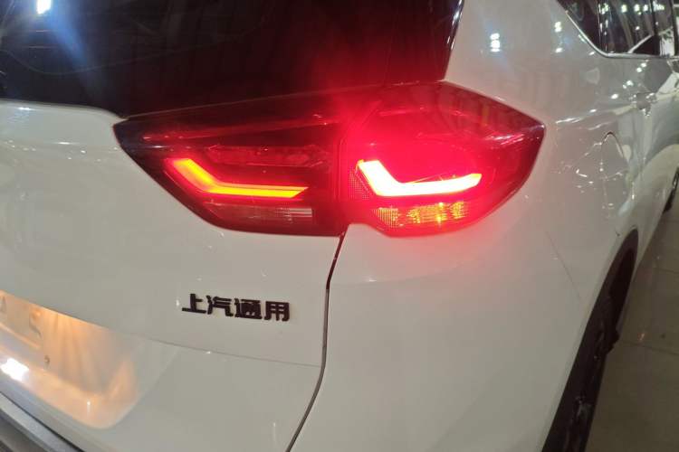 Used Chevrolet Orlando 2019 Redline 530T Automatic Enjoyment Version (5+2 Seating) China VI