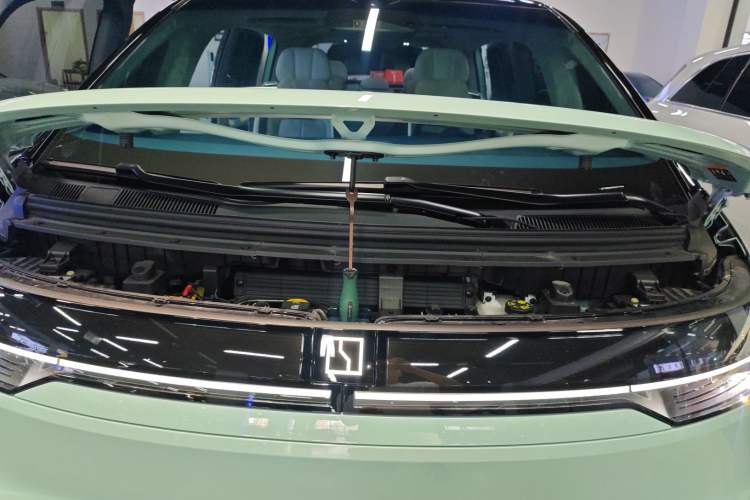 Used Zeekr MIX 2025 Long-Range Intelligent Driving Edition
