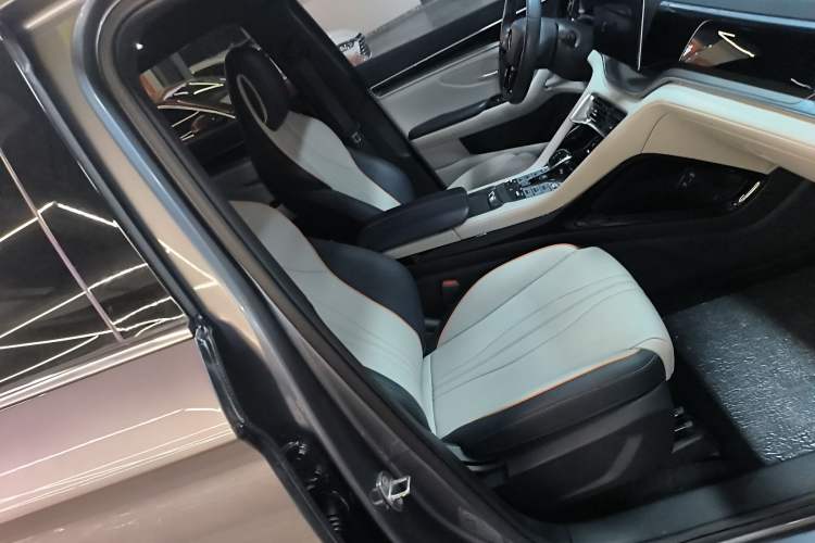 Used BYD Song PLUS New Energy 2021 DM-i 110KM Flagship Model
