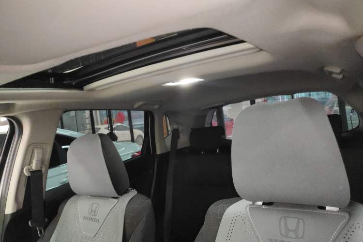 Used Honda Fit 2016 1.5L LXS CVT Comfort Sunroof Version
