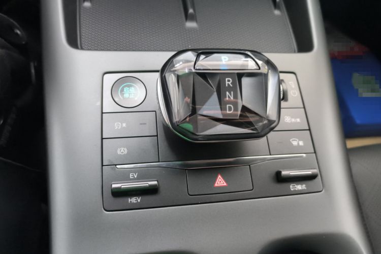 Used BYD Qin PLUS 2025 DM-i Smart Drive 55KM Leading Model
