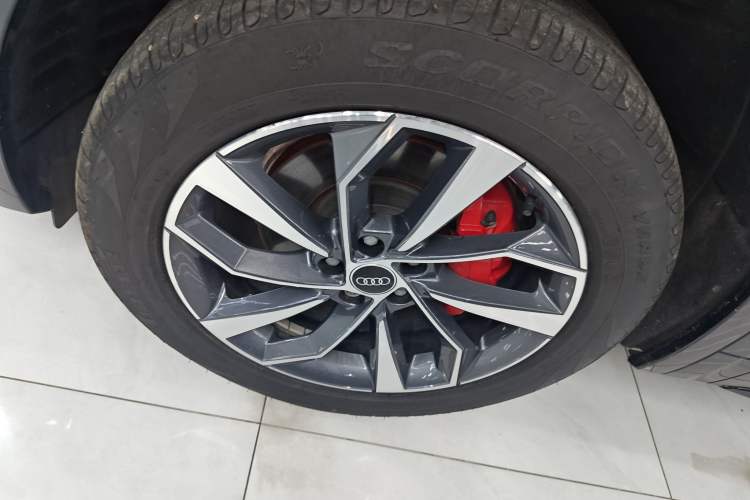 Used Audi Q5L 2024 40 TFSI Luxury Dynamic Edition
