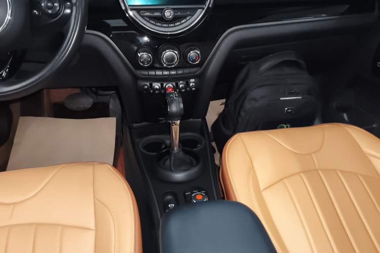 Used  Countryman 2018 1.5T COOPER Special Edition