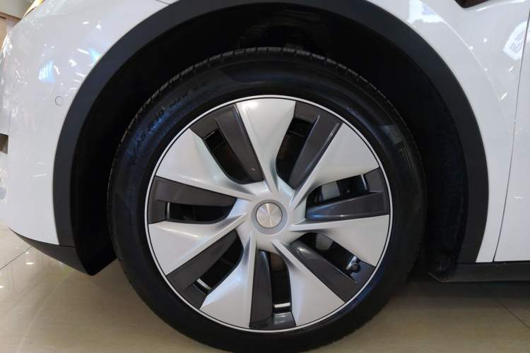 Used Tesla Model Y 2022 Rear-Wheel-Drive Version