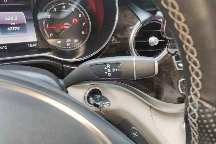 Used Mercedes-Benz V-Class 2018 V 260 Prestige Edition China VI