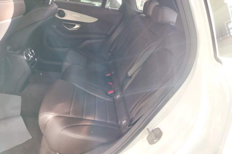 Used Mercedes-Benz GLC 2020 GLC 260 L 4MATIC Dynamic Model