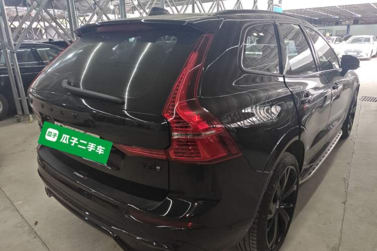 Used Volvo XC60 New Energy 2025 Plug-in Hybrid Long-Range All-Wheel Drive Zhiyuan Extreme Night Black Edition
