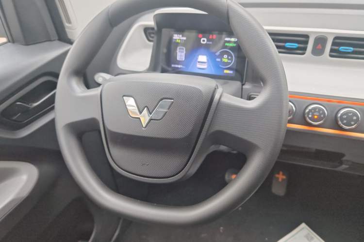 Used Wuling Hongguang MINIEV 2021 Macaron Premium Model – Lithium-NMC