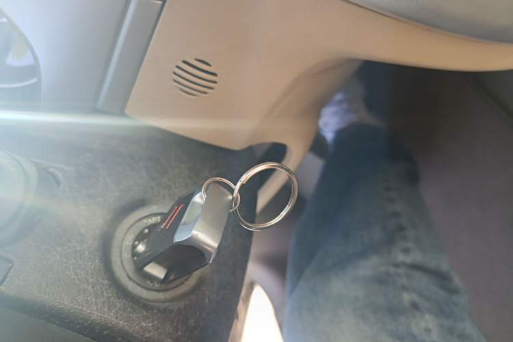 Used Buick Excelle 2013 1.5L Automatic Classic Model
