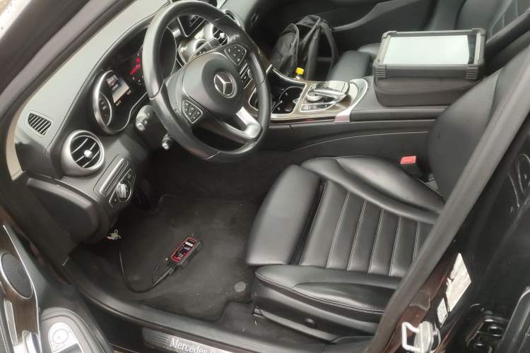 Used Mercedes-Benz C-Class 2015 C 200 L