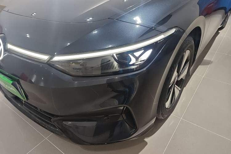 Used Volkswagen ID.7 VIZZION 2024 AIR model