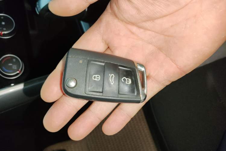 Used Volkswagen T-ROC 2020 230TSI DSG Two-Wheel Drive Advanced Version
