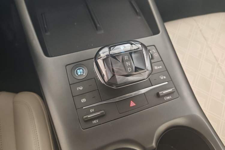 Used BYD Qin PLUS 2025 DM-i Smart Drive 120KM Superior Model
