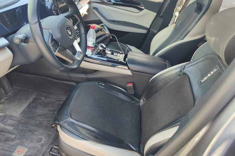 TDK.VehicleDetails.img