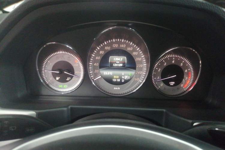 Used Mercedes-Benz GLK-Class 2014 GLK 260 4MATIC Dynamic Model