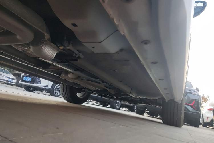 Used Dongfeng Aeolus Mage 2024 Honor Edition 1.5T Fashion Model
