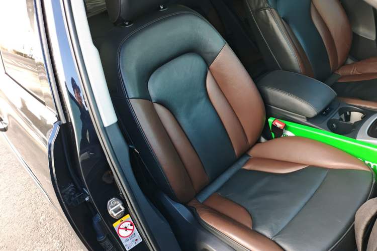 Used Audi Q5 2018 Collector's Edition 40 TFSI Technology Model
