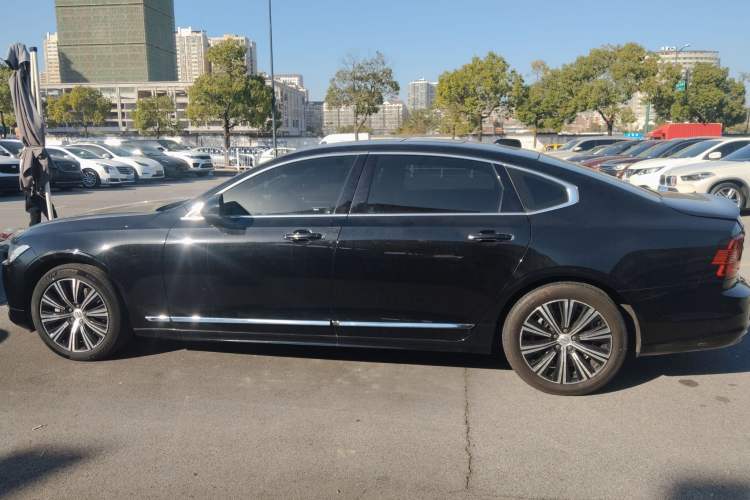 Used Volvo S90 2022 B5 Zhiyi Luxury Edition