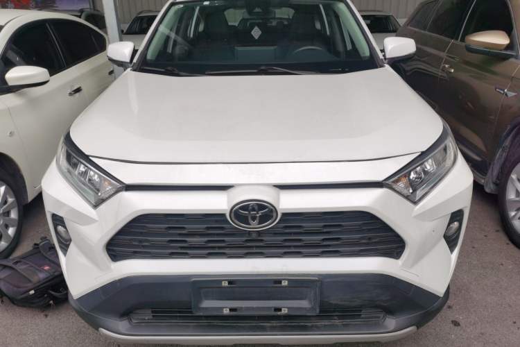 Used Toyota RAV4 2022 2.0L CVT Two-Wheel Drive Fashion Plus Edition