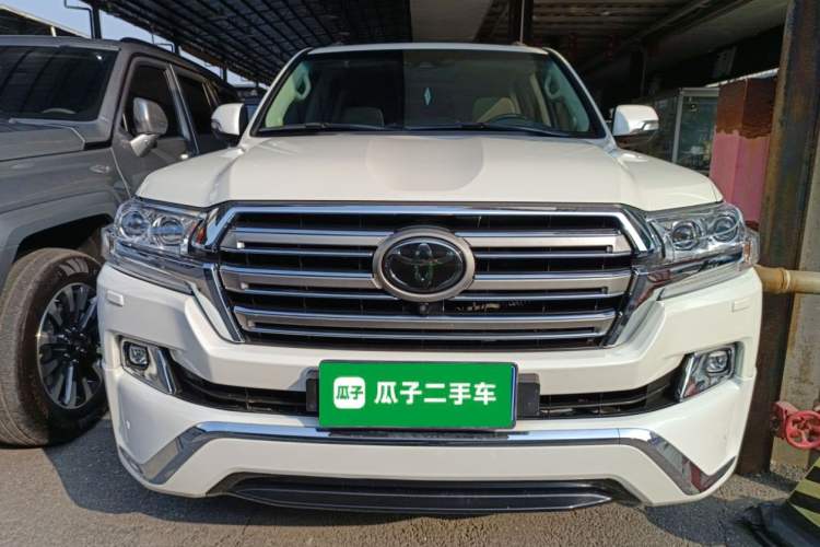Used Toyota Land Cruiser (Parallel Import) 2017 5700 Middle East Edition