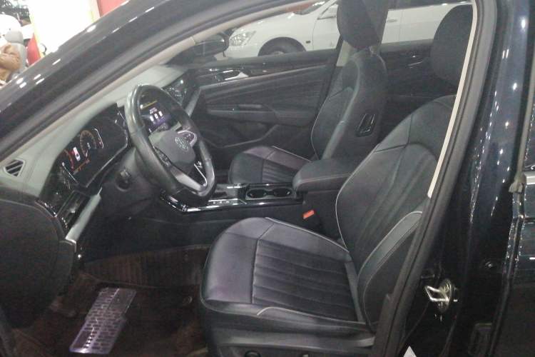 Used Volkswagen Passat 2022 330TSI Starry Elite Edition