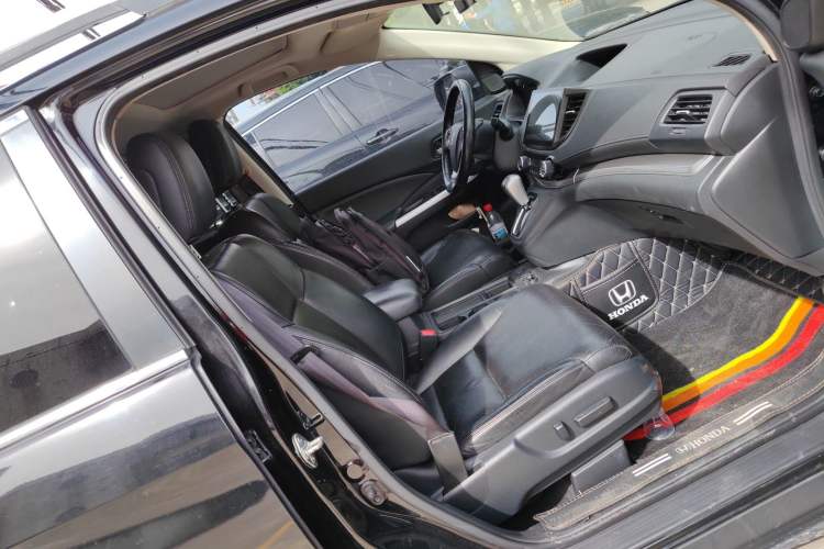 Used Honda CR-V 2015 2.4L two-wheel drive luxury version
