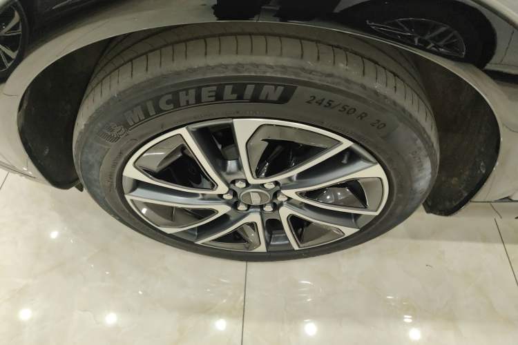 Used Cadillac OPTIQ 2024 Four-Wheel Drive Long-Range Version