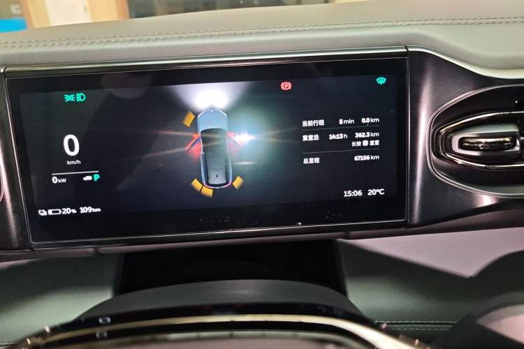 Used Nio ES8 2020 580 km Range Signature Edition Six-Seater Version
