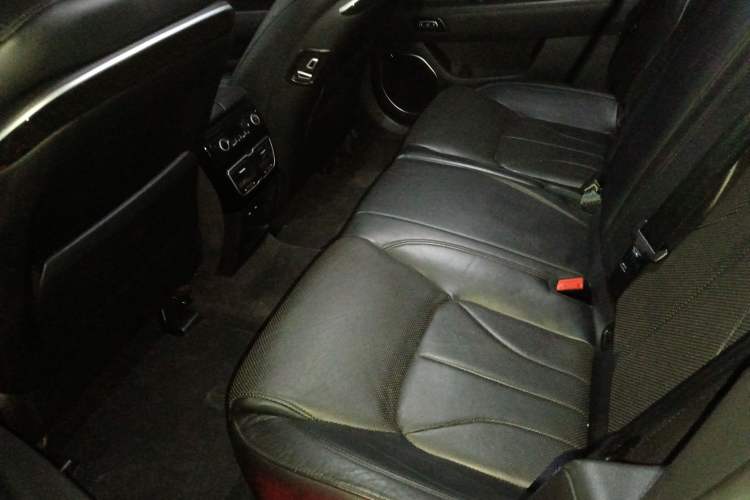 Used Geely Auto Emgrand GT 2015 1.8T Flagship Model
