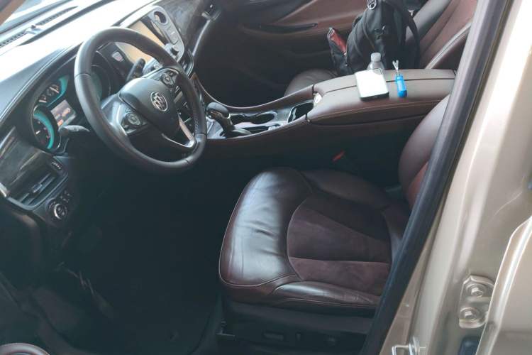 Used Buick Envision 2016 20T Two-Wheel-Drive Elite Model
