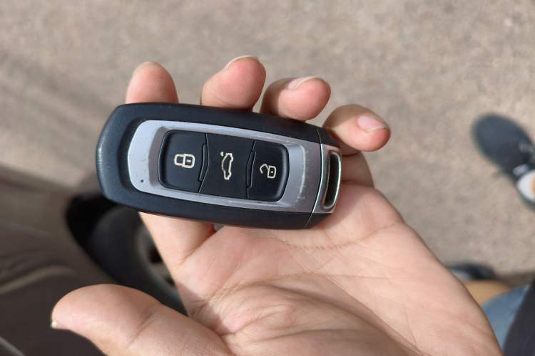 Used Geely Auto Emgrand 2017 Sedan Million Edition 1.5L Manual - Upward Version
