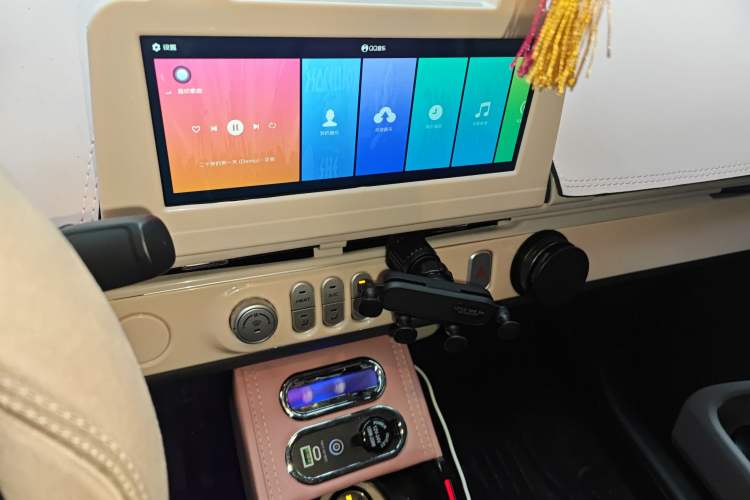 Used  Lumin 2023 301km Honey Dew Edition