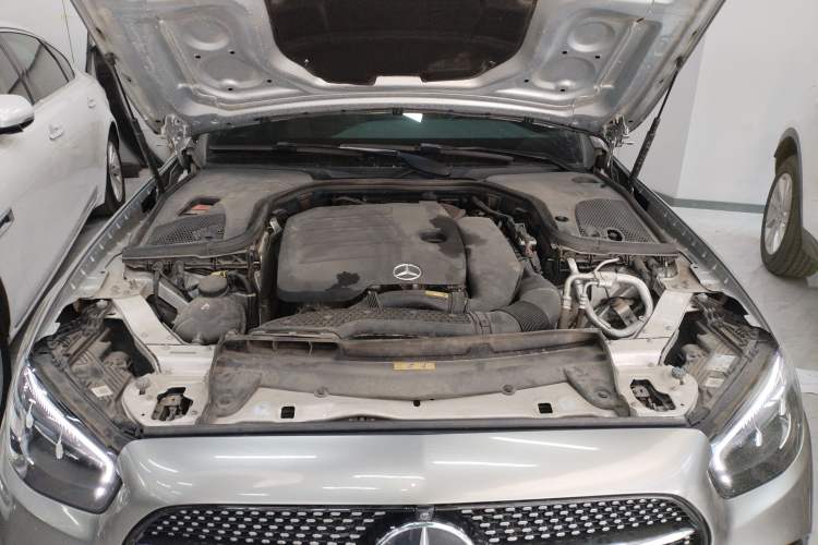 Used Mercedes-Benz E-Class 2021 Restyled E 300 L Sporty and Stylish Edition
