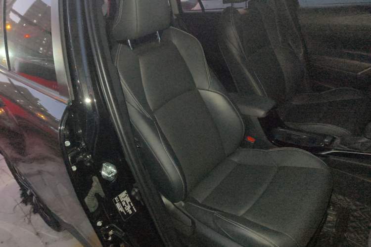 Used Toyota FRONTLANDER 2022 2.0L CVT Luxury Edition