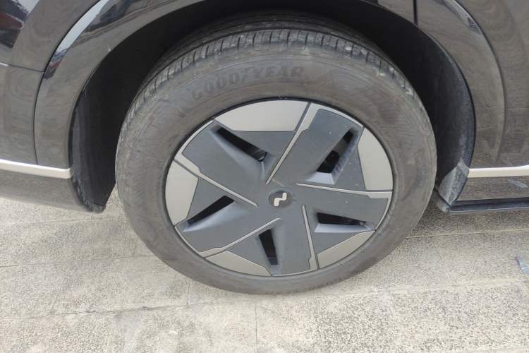 Used ONVO Luxeed L90 2025 Model—Pro Seven-Seater Version