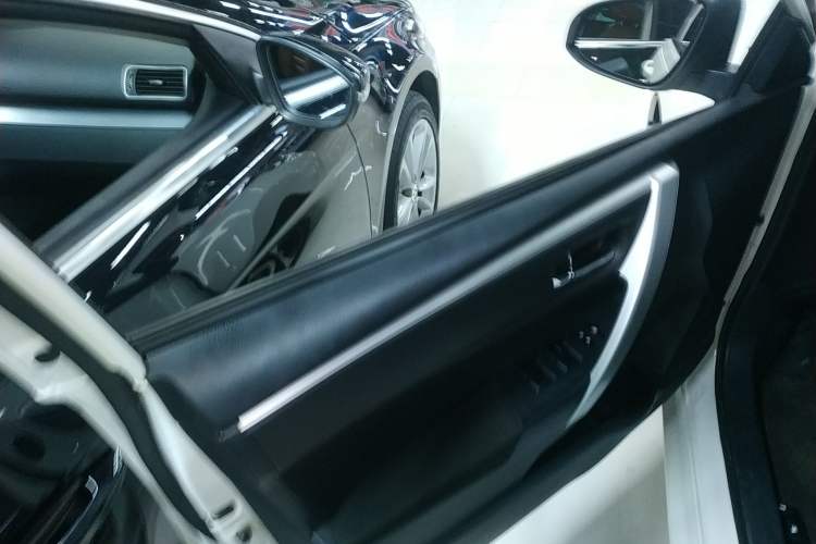 Used Toyota Levin 2017 Revised 185T CVT Elite Edition China V Standard
