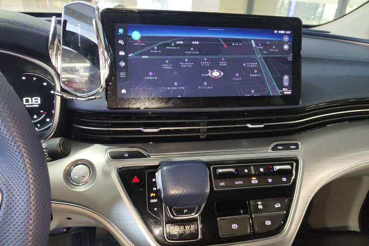 Used Roewe iMAX8 2022 400TGI Prestige Edition
