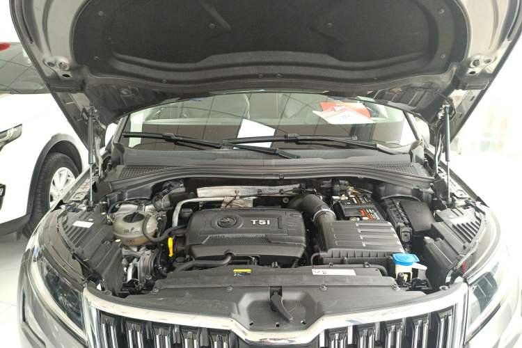 Used Skoda Kodiaq 2019 Facelifted TSI380 7-Seater All-Wheel-Drive Flagship Version China VI Standard
