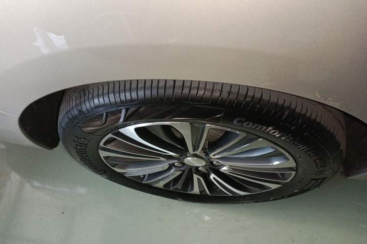 Used Buick GL8 2020 ES Land Cruiser 653T Luxury Model
