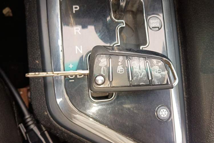 Used  Refine S3 2016 1.5L CVT Luxury Smart Version
