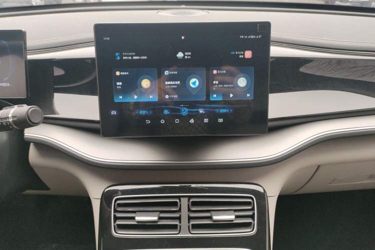 Used BYD Qin PLUS 2023 Champion Edition DM-i 120KM Leading Model
