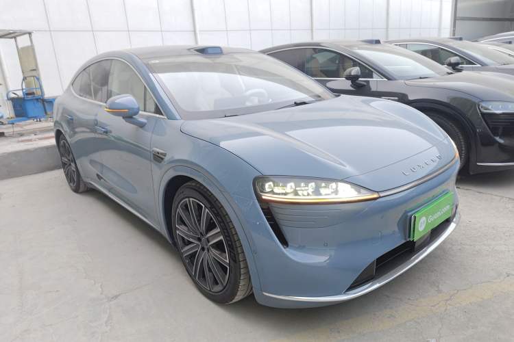 Used Hima Luxeed R7 2024 All-Electric 667 km Max