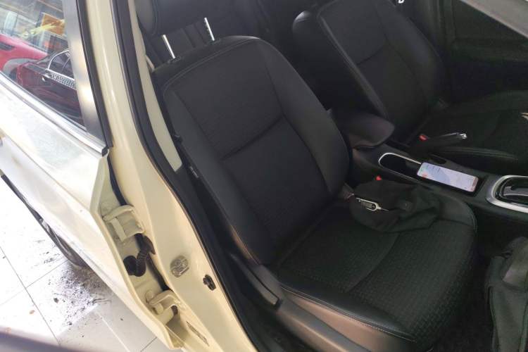 Used Nissan Tiida 2019 1.6L CVT Smart Drive Version China VI Standard
