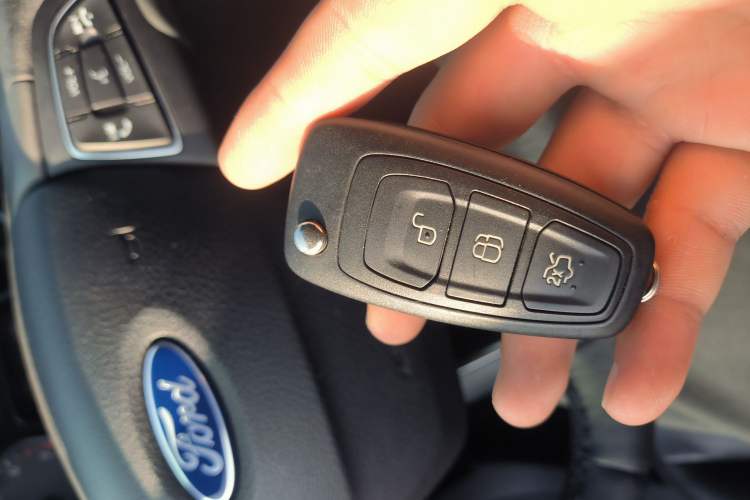 Used Ford Focus 2015 Hatchback 1.6L Automatic Fashion Edition