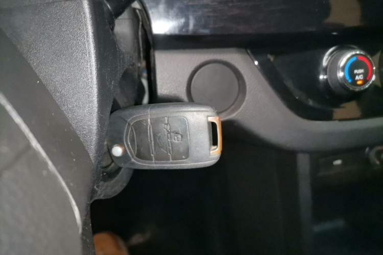 Used Baojun 310 2016 1.2L Manual Luxury Model