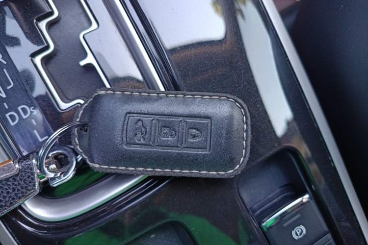 Used Mitsubishi Outlander 2019 2.0L Two-Wheel Drive Comfort Edition 5 Seats China VI Standard
