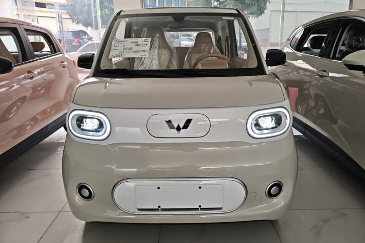 Used Wuling Hongguang MINIEV 2024 3rd Generation 215km Youth Edition
