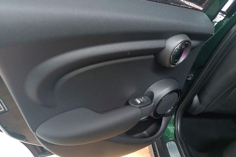 Used  MINI 2016 1.5T COOPER Five-Door Edition
