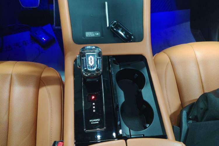 Used Hima AITO M7 2024 1.5T Intelligent Driving 4WD Pro Edition 5 Seats
