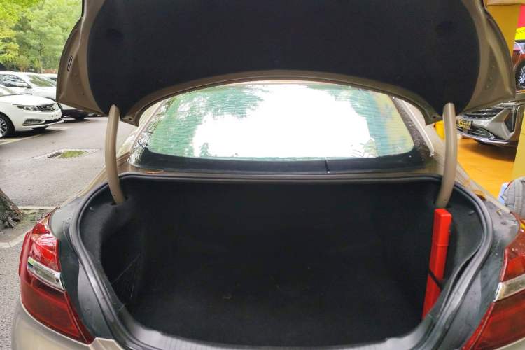 Used Buick Regal 2015 1.6T Leading Technology Model
